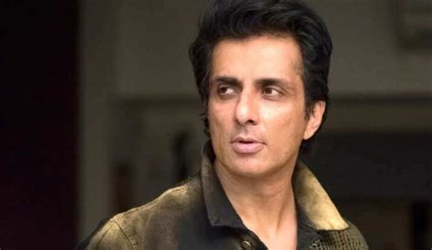 Sonu Sood Helpline Number .